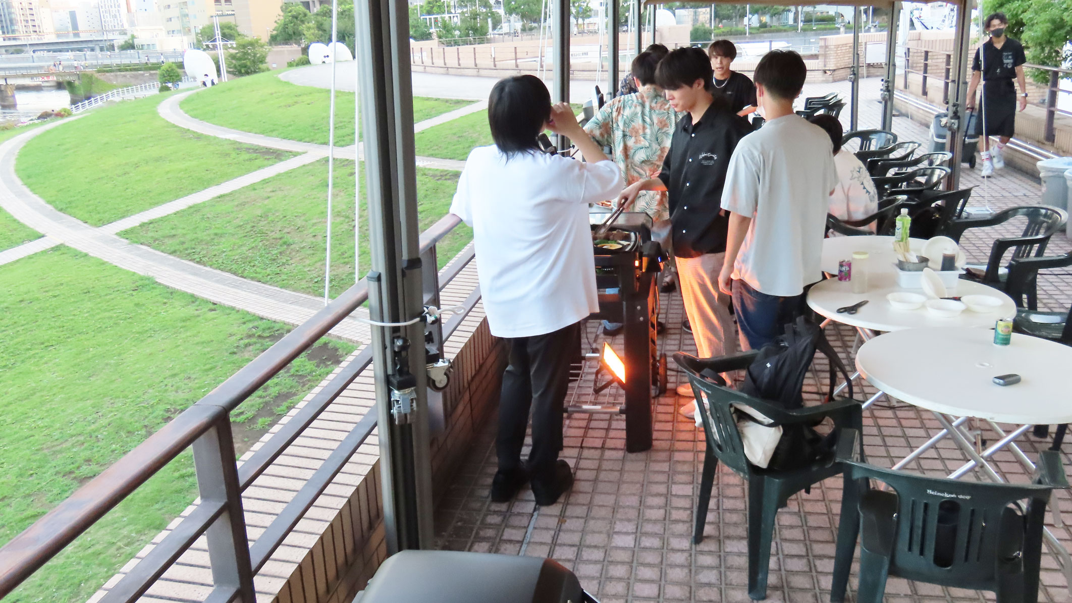 ヘミングウェイ横浜の学割BBQ